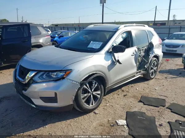 5N1AT2MV5KC762055 2019 NISSAN ROGUE - Image 2