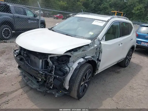 5N1AT2MV5KC763366 2019 NISSAN ROGUE - Image 2