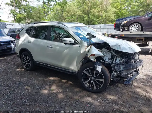 5N1AT2MV5KC771175 2019 NISSAN ROGUE - Image 1
