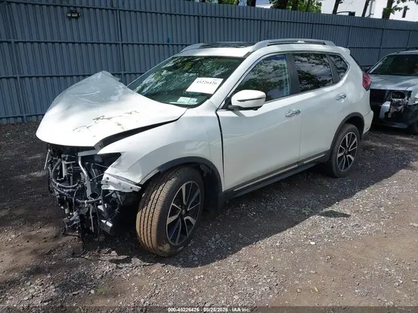 5N1AT2MV5KC771175 2019 NISSAN ROGUE - Image 2