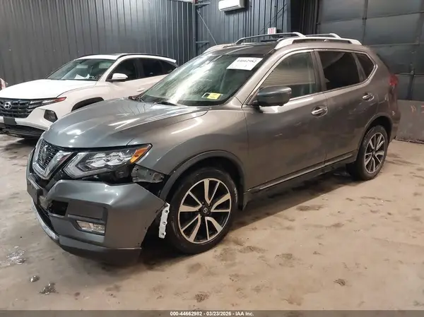 5N1AT2MV5KC789398 2019 NISSAN ROGUE - Image 2