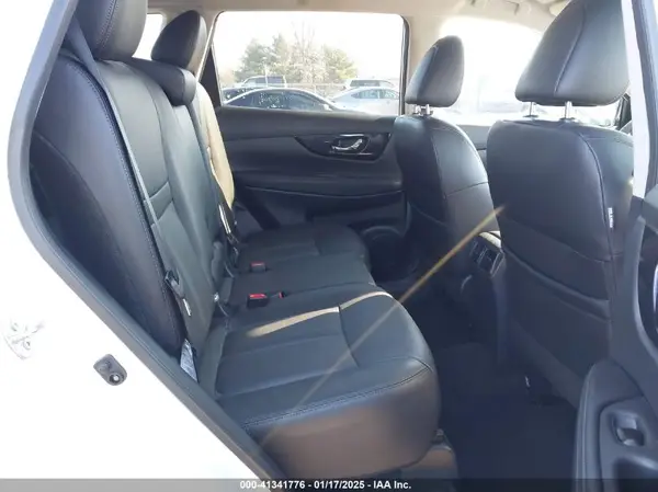 5N1AT2MV5KC799882 2019 NISSAN ROGUE - Image 8