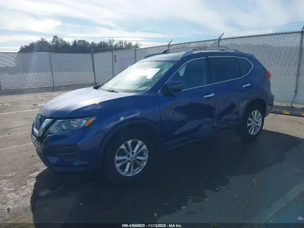 5N1AT2MV5KC800237 2019 NISSAN ROGUE - Image 2