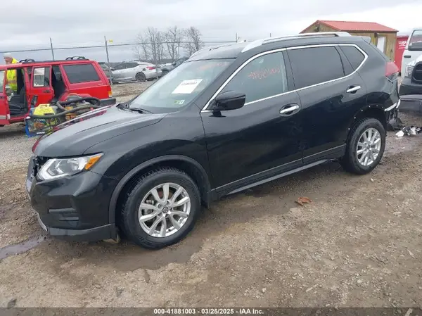 5N1AT2MV5KC811870 2019 NISSAN ROGUE - Image 2