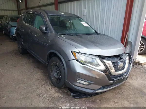 5N1AT2MV5KC814428 2019 NISSAN ROGUE - Image 1