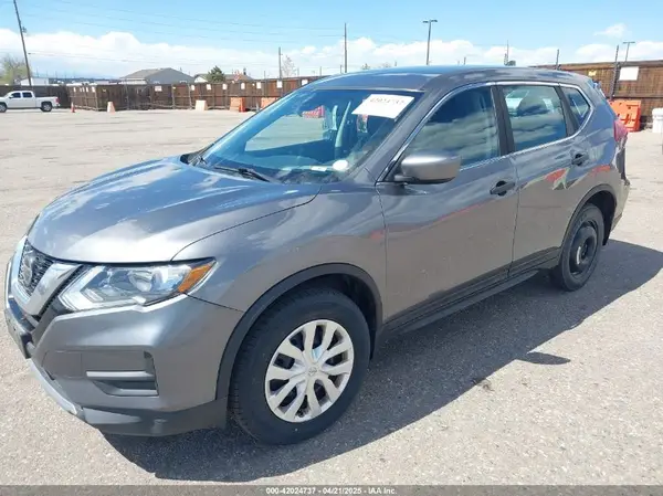5N1AT2MV5KC830564 2019 NISSAN ROGUE - Image 2