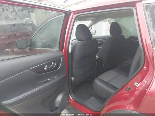 5N1AT2MV5KC833173 2019 NISSAN ROGUE - Image 8