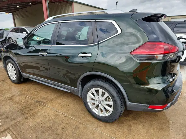 5N1AT2MV5LC760775 2020 NISSAN ROGUE - Image 2