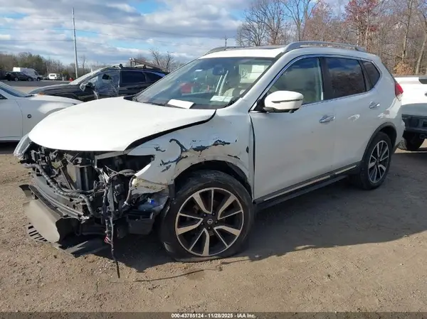 5N1AT2MV5LC764020 2020 NISSAN ROGUE - Image 2
