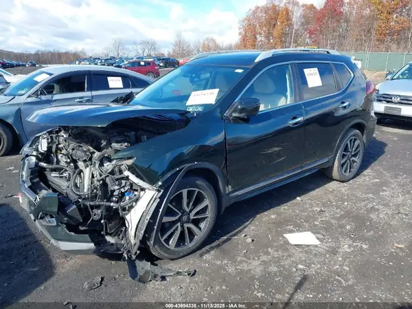 5N1AT2MV5LC768620 2020 NISSAN ROGUE - Image 2