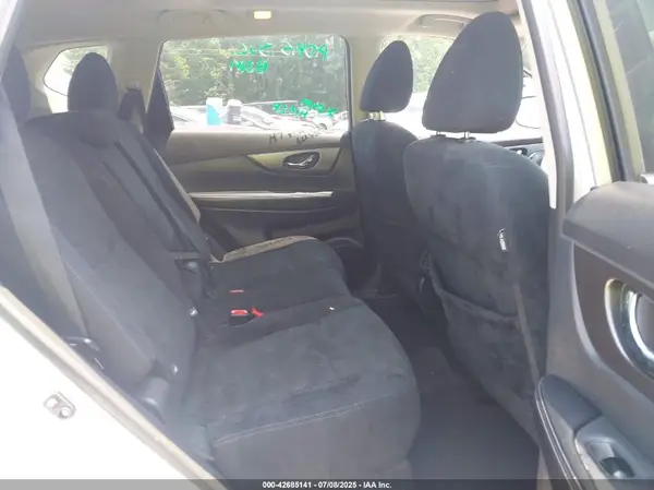 5N1AT2MV6GC747314 2016 NISSAN ROGUE - Image 8