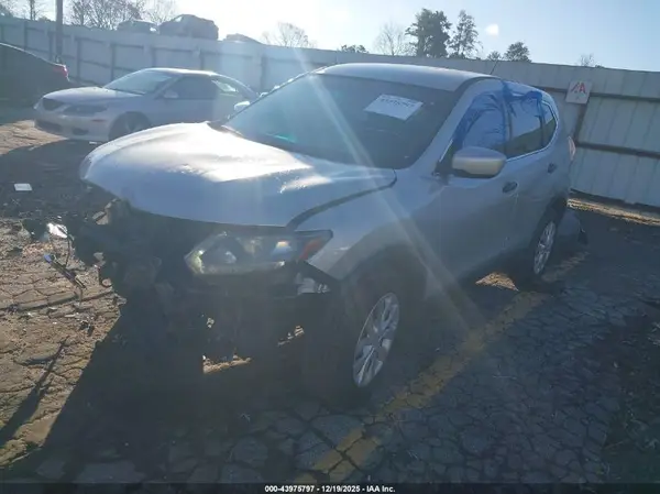 5N1AT2MV6GC762315 2016 NISSAN ROGUE - Image 2