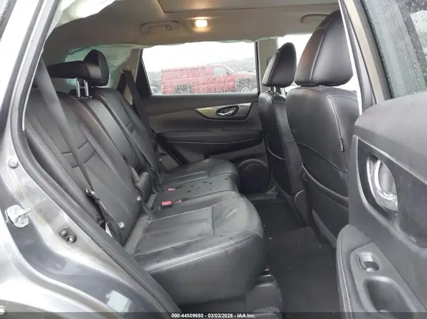 5N1AT2MV6GC783505 2016 NISSAN ROGUE - Image 8