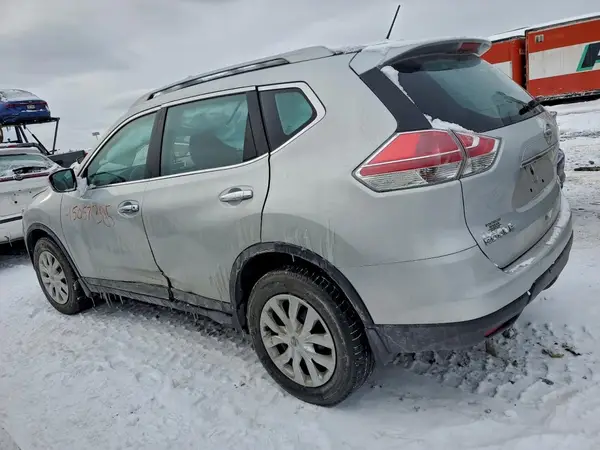 5N1AT2MV6GC791815 2016 NISSAN ROGUE - Image 2