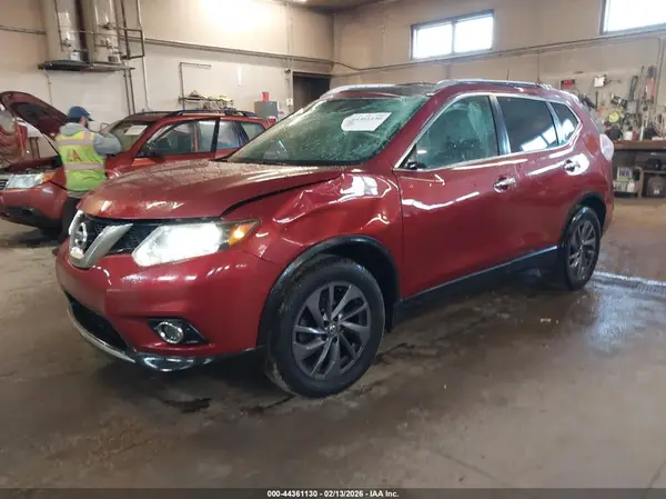 5N1AT2MV6GC810167 2016 NISSAN ROGUE - Image 2
