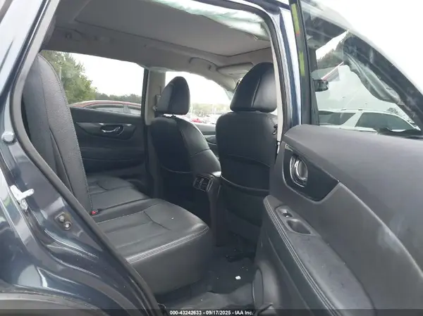 5N1AT2MV6GC827051 2016 NISSAN ROGUE - Image 8