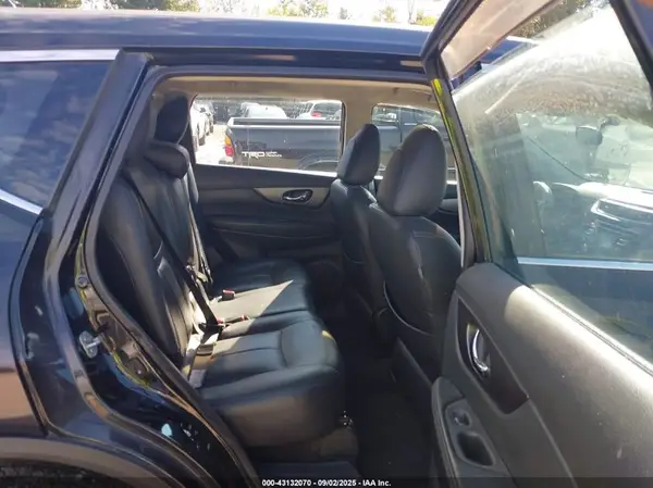 5N1AT2MV6GC882910 2016 NISSAN ROGUE - Image 8