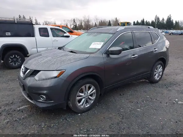5N1AT2MV6GC891588 2016 NISSAN ROGUE - Image 2