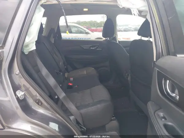 5N1AT2MV6HC731471 2017 NISSAN ROGUE - Image 8
