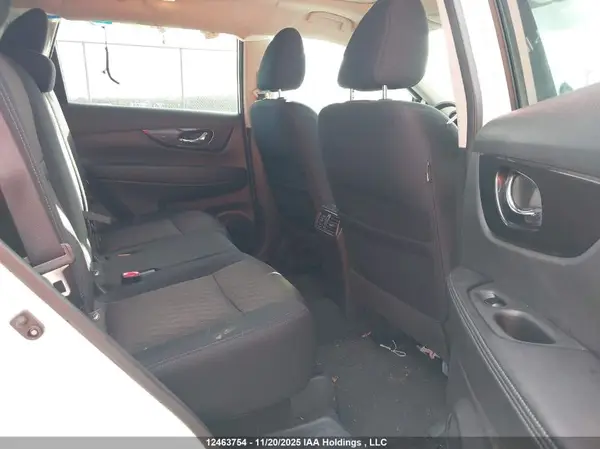 5N1AT2MV6HC735083 2017 NISSAN ROGUE - Image 8