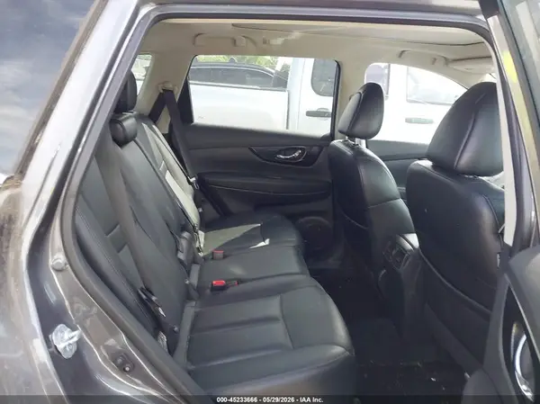 5N1AT2MV6HC737514 2017 NISSAN ROGUE - Image 8