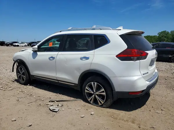 5N1AT2MV6HC738582 2017 NISSAN ROGUE - Image 2