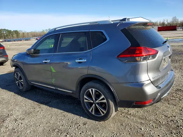 5N1AT2MV6HC740185 2017 NISSAN ROGUE - Image 2