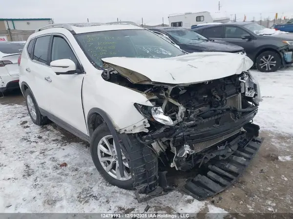 5N1AT2MV6HC741658 2017 NISSAN ROGUE - Image 1