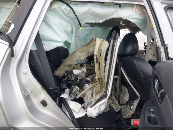 5N1AT2MV6HC743295 2017 NISSAN ROGUE - Image 8