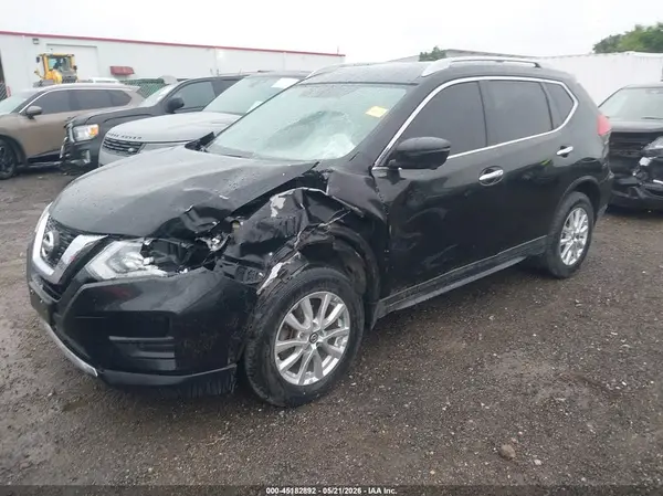 5N1AT2MV6HC745466 2017 NISSAN ROGUE - Image 2