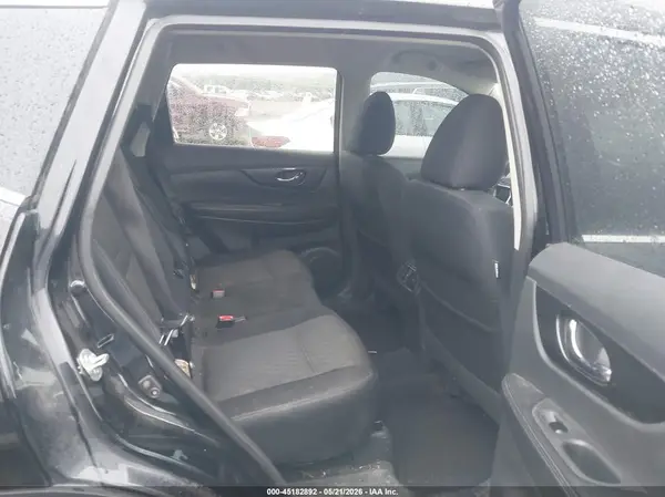 5N1AT2MV6HC745466 2017 NISSAN ROGUE - Image 8