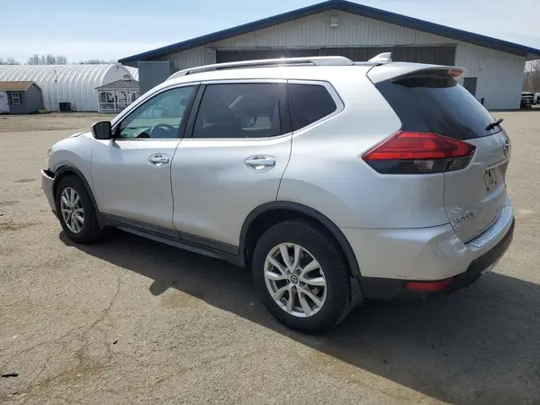 5N1AT2MV6HC746018 2017 NISSAN ROGUE - Image 2