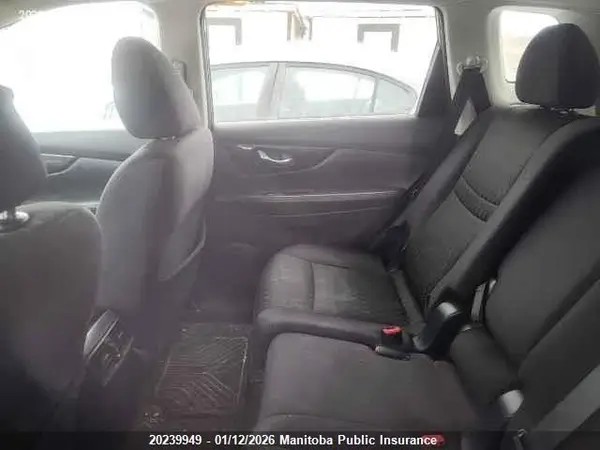5N1AT2MV6HC747105 2017 NISSAN ROGUE - Image 8