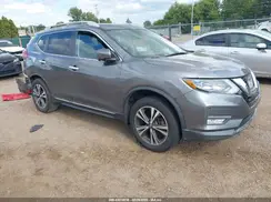 5N1AT2MV6HC747783 2017 NISSAN ROGUE