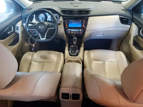 5N1AT2MV6HC750778 2017 NISSAN ROGUE - Image 8