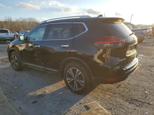 5N1AT2MV6HC760632 2017 NISSAN ROGUE - Image 2