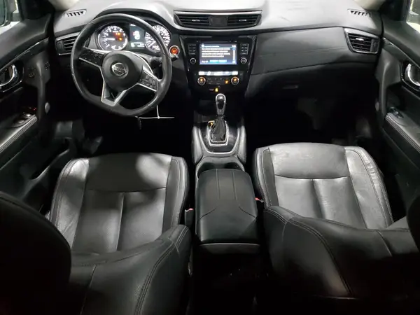 5N1AT2MV6HC760873 2017 NISSAN ROGUE - Image 8