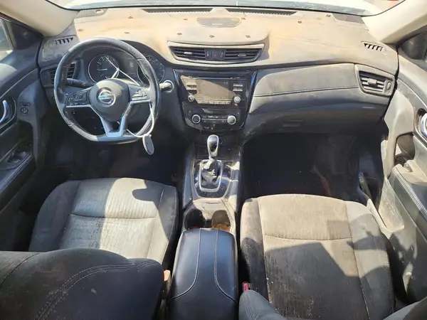 5N1AT2MV6HC762459 2017 NISSAN ROGUE - Image 8