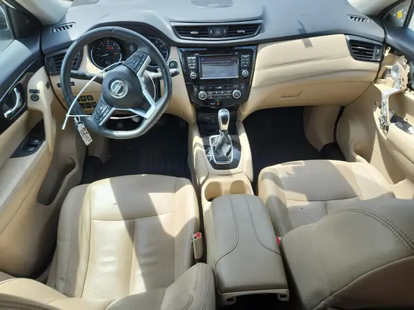 5N1AT2MV6HC762672 2017 NISSAN ROGUE - Image 8