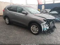 5N1AT2MV6HC765619 2017 NISSAN ROGUE