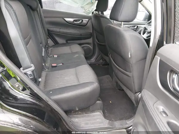 5N1AT2MV6HC766172 2017 NISSAN ROGUE - Image 8