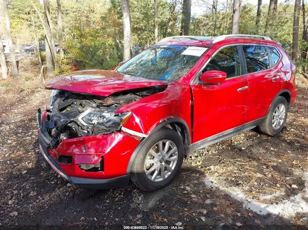 5N1AT2MV6HC766334 2017 NISSAN ROGUE - Image 2