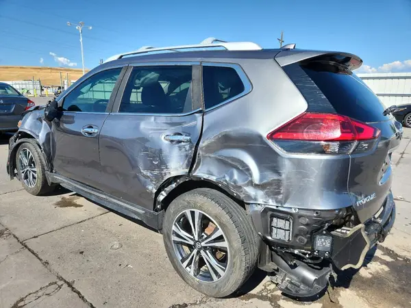 5N1AT2MV6HC769699 2017 NISSAN ROGUE - Image 2