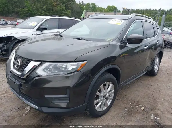 5N1AT2MV6HC774739 2017 NISSAN ROGUE - Image 2