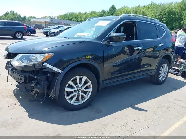 5N1AT2MV6HC780573 2017 NISSAN ROGUE - Image 2
