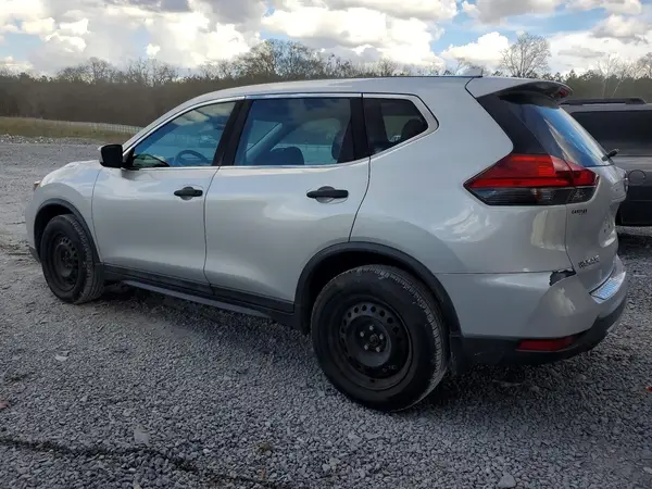 5N1AT2MV6HC783909 2017 NISSAN ROGUE - Image 2