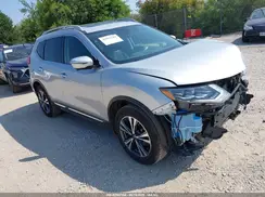 5N1AT2MV6HC786700 2017 NISSAN ROGUE