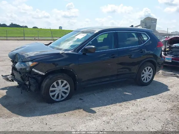 5N1AT2MV6HC788902 2017 NISSAN ROGUE - Image 2