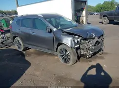 5N1AT2MV6HC794585 2017 NISSAN ROGUE