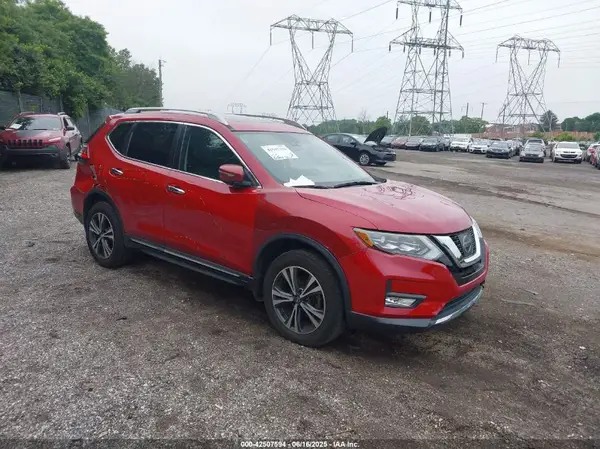 5N1AT2MV6HC794988 2017 NISSAN ROGUE - Image 1